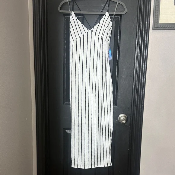 Derek Heart Black and White Striped Midi Dress - Picture 1 of 5